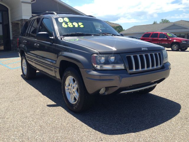 Jeep Grand Cherokee 4dr 114 WB W/4.6l AWD SUV