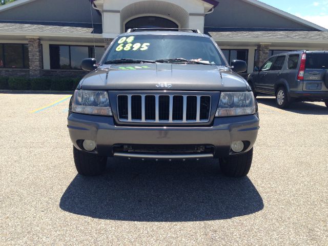 Jeep Grand Cherokee 2004 photo 1