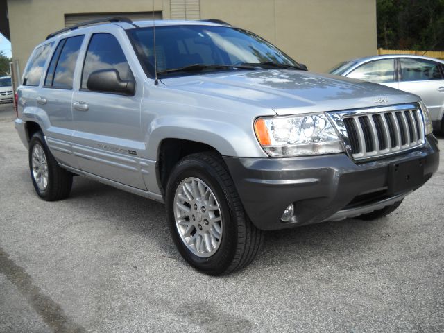 Jeep Grand Cherokee 2004 photo 3