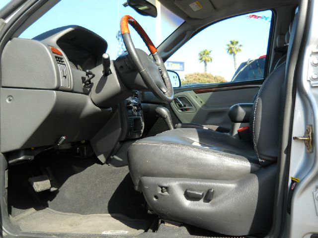 Jeep Grand Cherokee 2004 photo 15