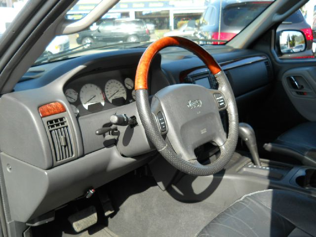 Jeep Grand Cherokee 2004 photo 18