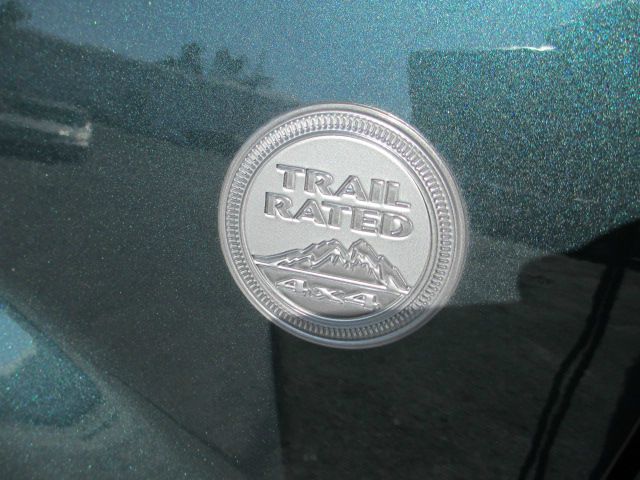 Jeep Grand Cherokee 2004 photo 1