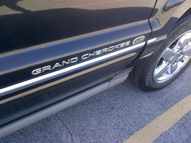 Jeep Grand Cherokee 2004 photo 1