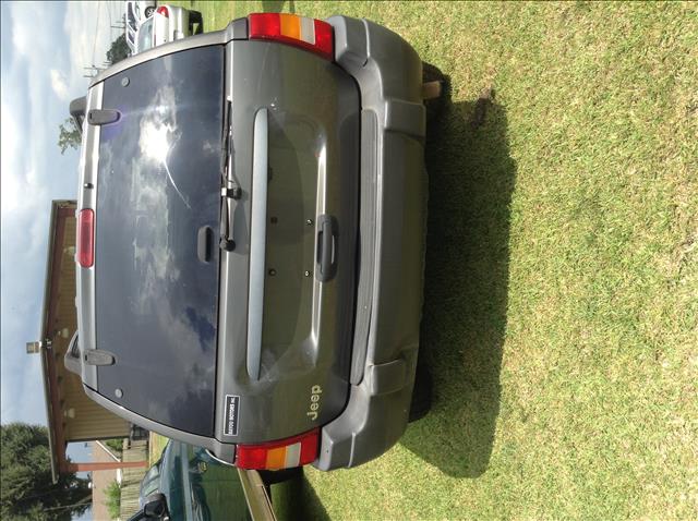 Jeep Grand Cherokee Sedan 4dr SUV