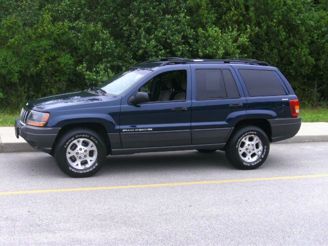 Jeep Grand Cherokee 2004 photo 1