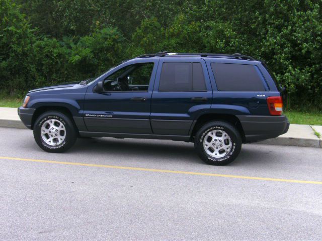 Jeep Grand Cherokee 2004 photo 3