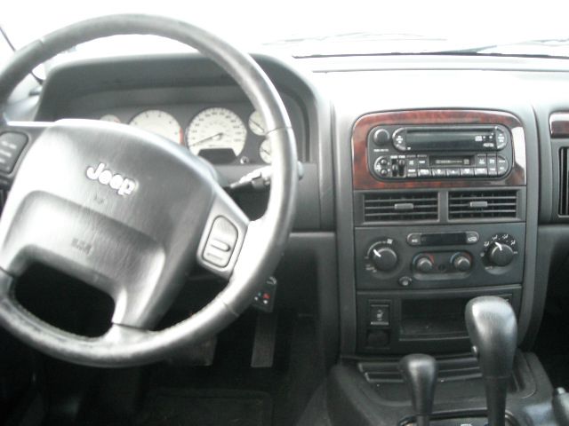 Jeep Grand Cherokee 2004 photo 3