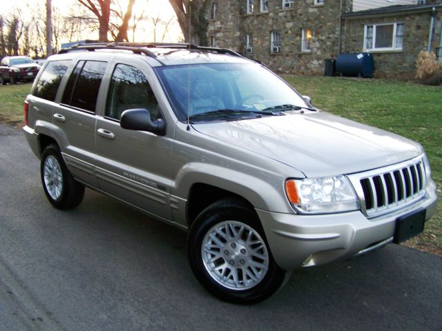 Jeep Grand Cherokee 2004 photo 2