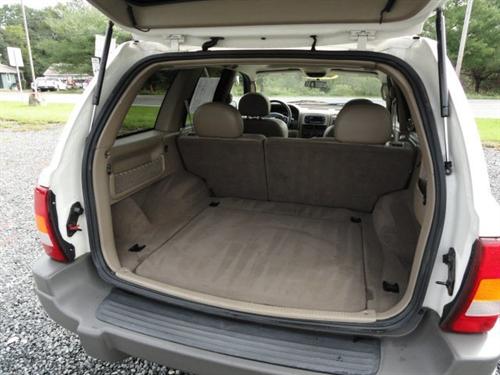 Jeep Grand Cherokee 2004 photo 1