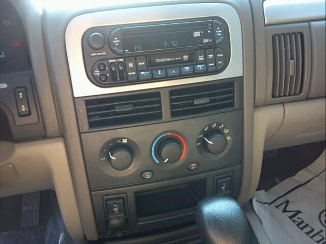 Jeep Grand Cherokee 2004 photo 3