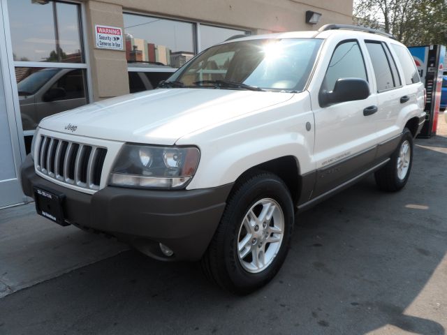 Jeep Grand Cherokee 2004 photo 2