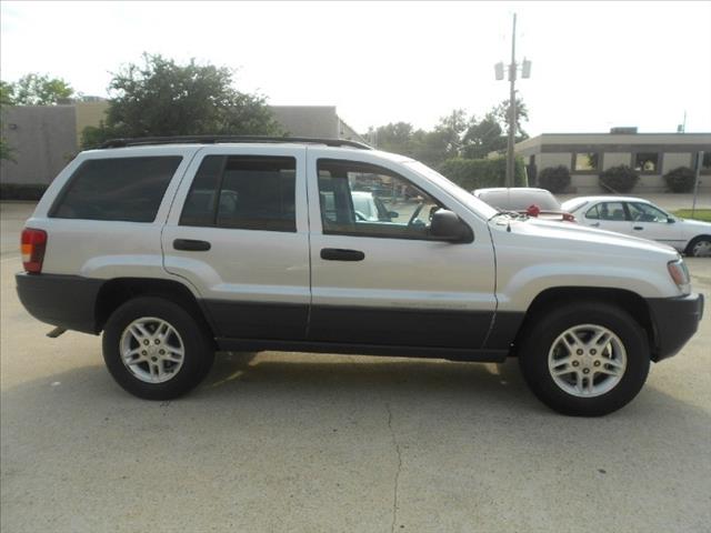 Jeep Grand Cherokee K2500 Silverado SUV