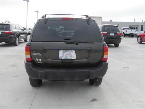 Jeep Grand Cherokee 2004 photo 2