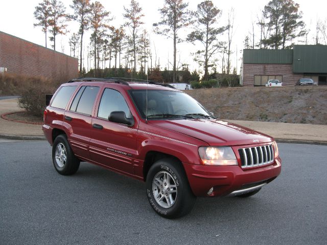 Jeep Grand Cherokee 2004 photo 1