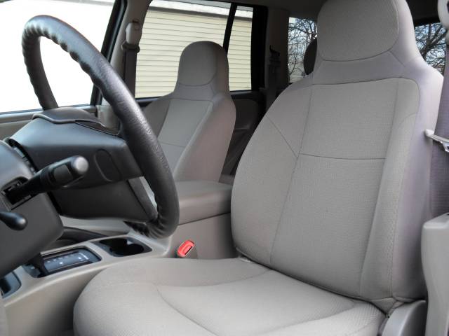 Jeep Grand Cherokee 2004 photo 2