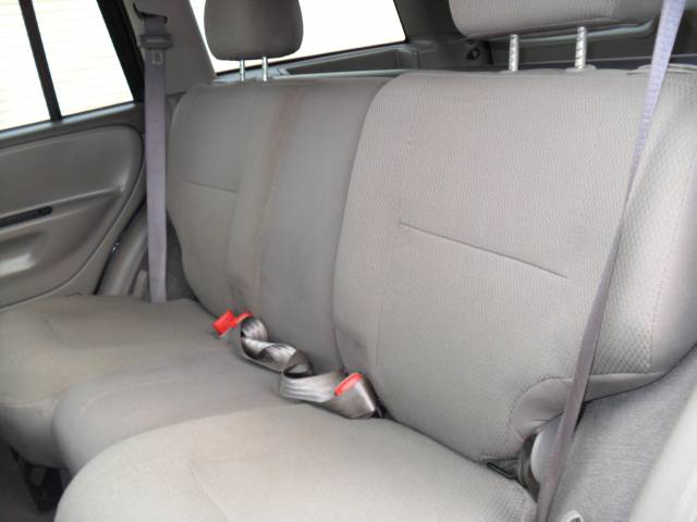 Jeep Grand Cherokee 2004 photo 3