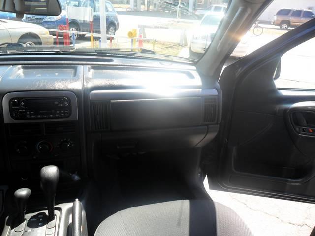 Jeep Grand Cherokee 2004 photo 17