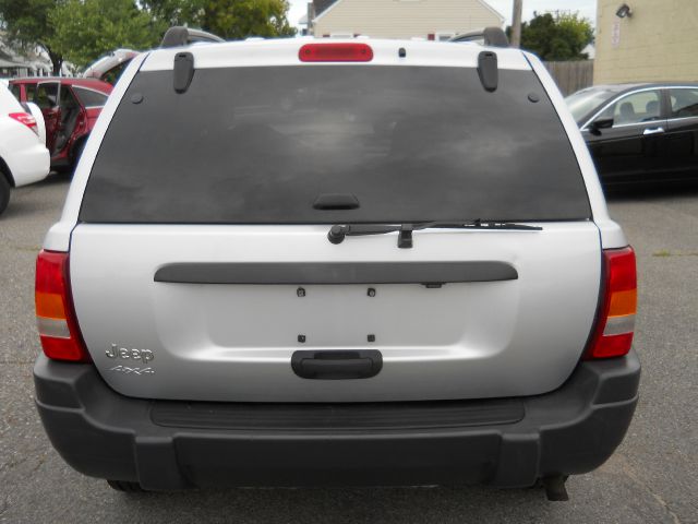 Jeep Grand Cherokee 2004 photo 4