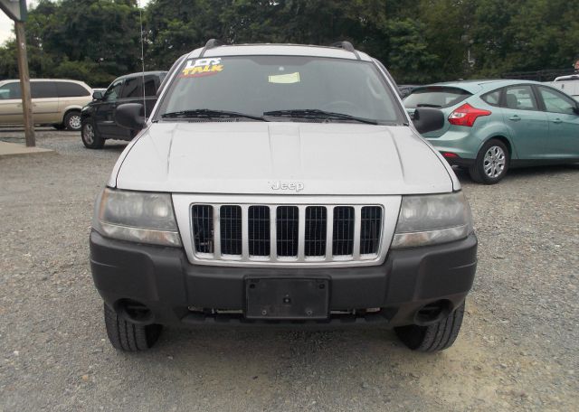 Jeep Grand Cherokee 2004 photo 2