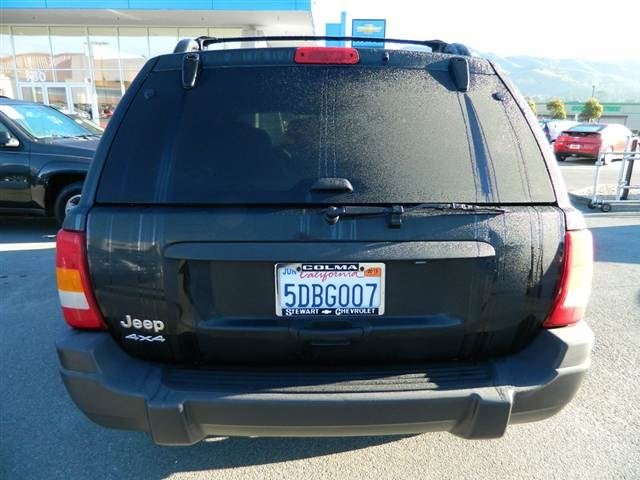 Jeep Grand Cherokee 2004 photo 2