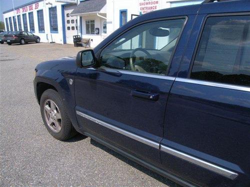 Jeep Grand Cherokee 2005 photo 2