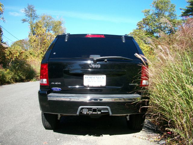 Jeep Grand Cherokee 2005 photo 2