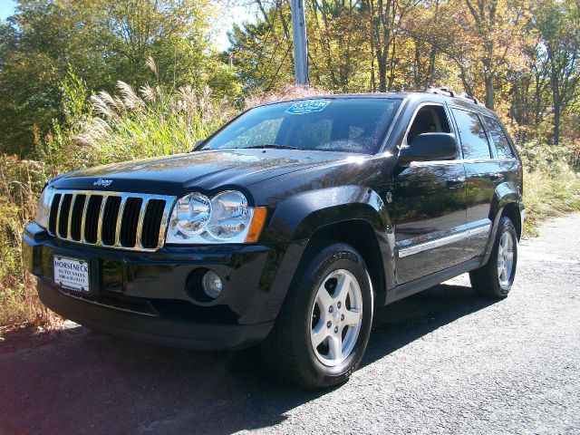Jeep Grand Cherokee 2005 photo 4