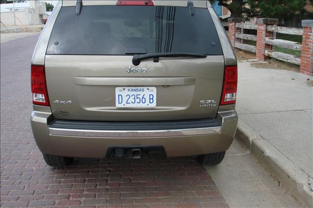 Jeep Grand Cherokee 2005 photo 4