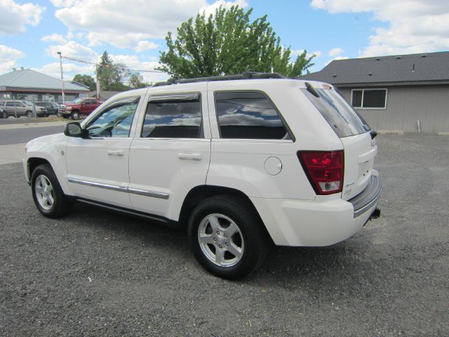 Jeep Grand Cherokee 2005 photo 1