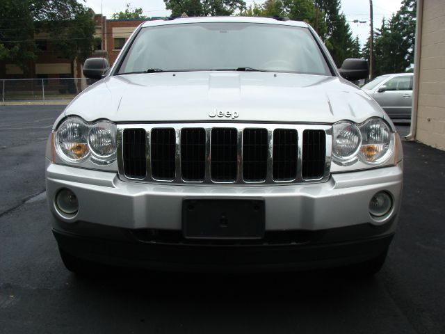 Jeep Grand Cherokee 2005 photo 1