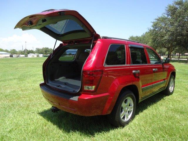 Jeep Grand Cherokee 2005 photo 2