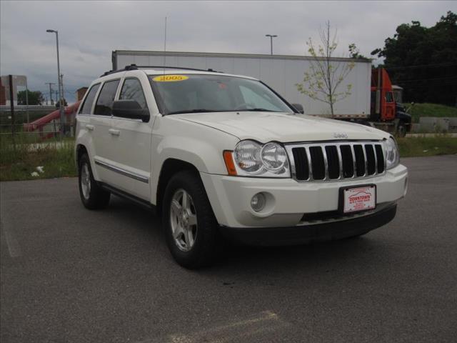 Jeep Grand Cherokee 2005 photo 2