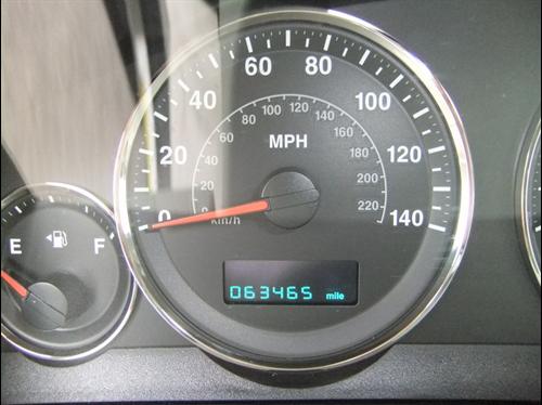 Jeep Grand Cherokee 2005 photo 4