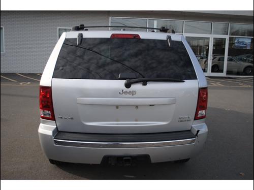 Jeep Grand Cherokee 2005 photo 2