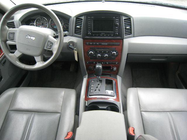 Jeep Grand Cherokee SXT Braun Entervan SUV