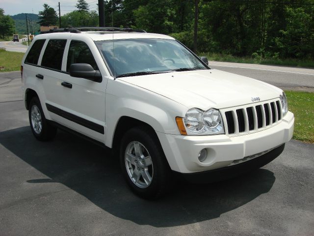 Jeep Grand Cherokee 2005 photo 17