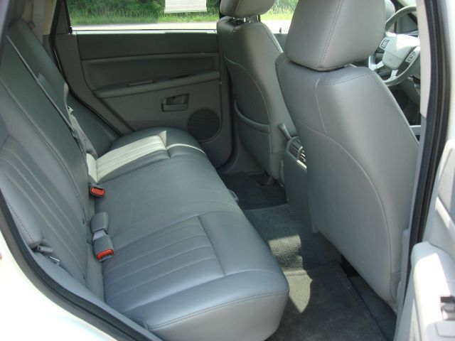 Jeep Grand Cherokee 2005 photo 7