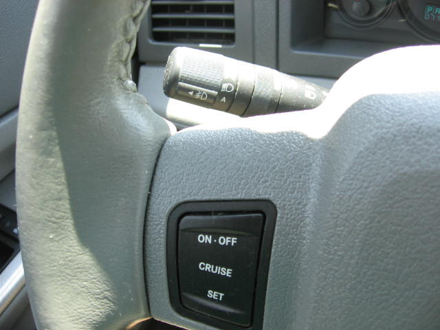 Jeep Grand Cherokee 2005 photo 2
