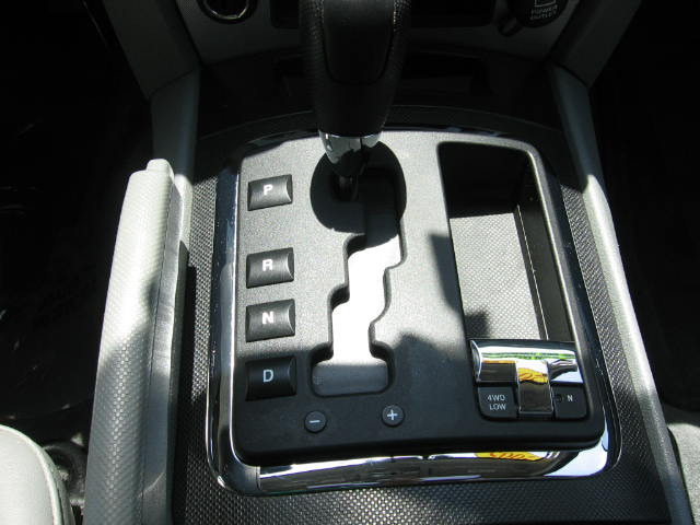 Jeep Grand Cherokee 2005 photo 20