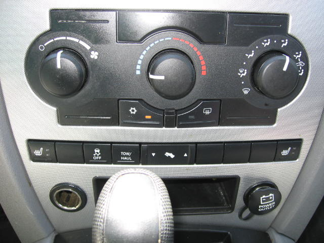 Jeep Grand Cherokee 2005 photo 26