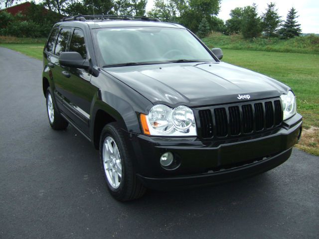 Jeep Grand Cherokee 2005 photo 4