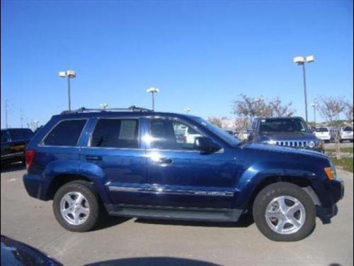 Jeep Grand Cherokee 2005 photo 2