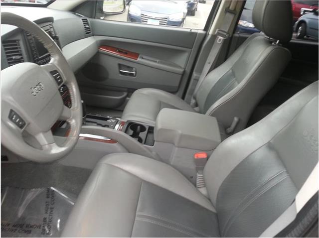 Jeep Grand Cherokee 2005 photo 6