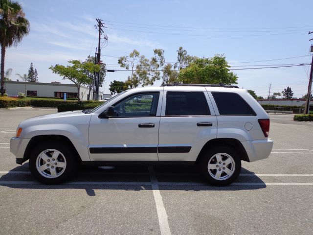 Jeep Grand Cherokee 2005 photo 1