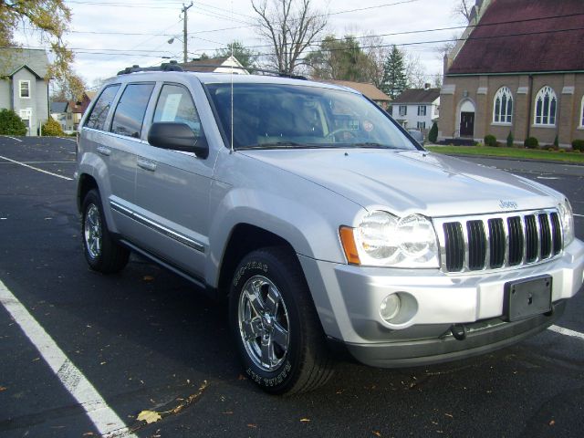 Jeep Grand Cherokee 2005 photo 3