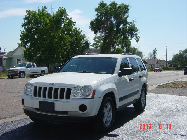 Jeep Grand Cherokee 2005 photo 3