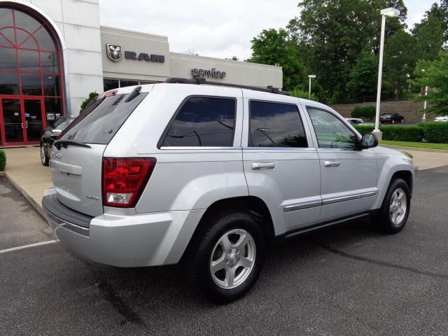 Jeep Grand Cherokee 2005 photo 15