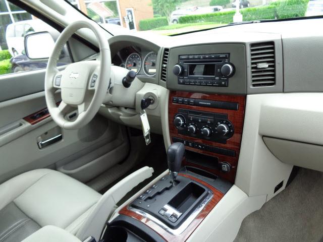 Jeep Grand Cherokee 2005 photo 5
