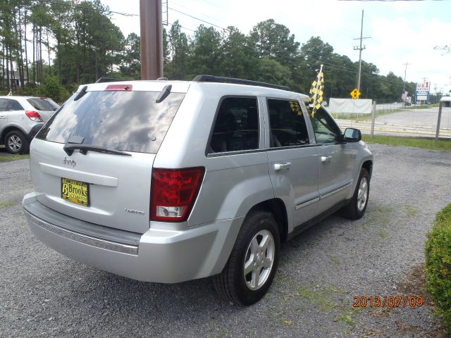 Jeep Grand Cherokee 2005 photo 4