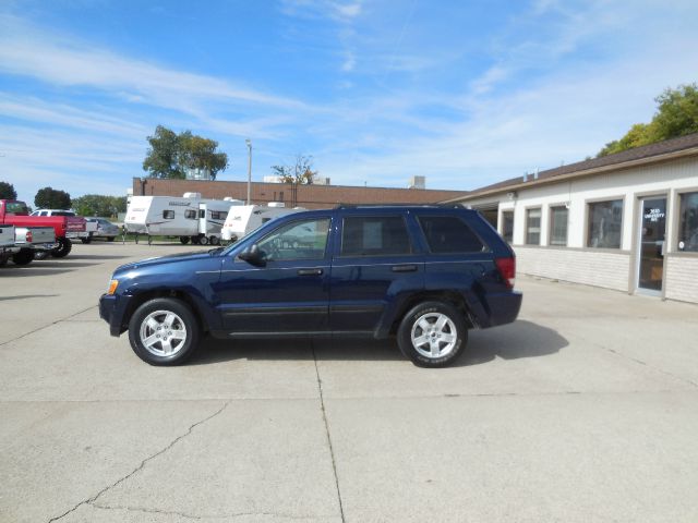 Jeep Grand Cherokee 2005 photo 4
